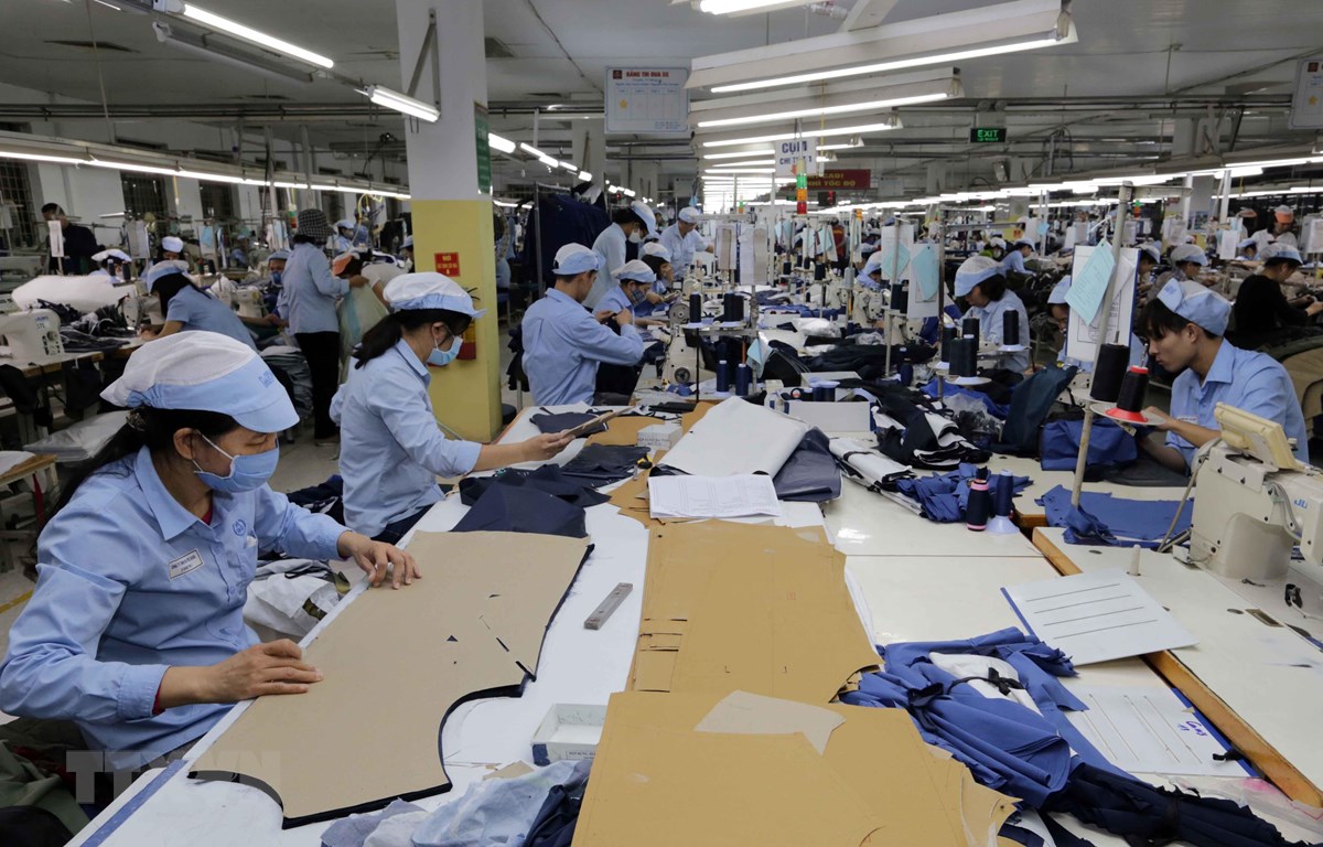 Công nghiệp dệt may Việt Nam phụ thuộc vào nguồn nguyên vật liệu từ TQ là điều đáng lo ngại